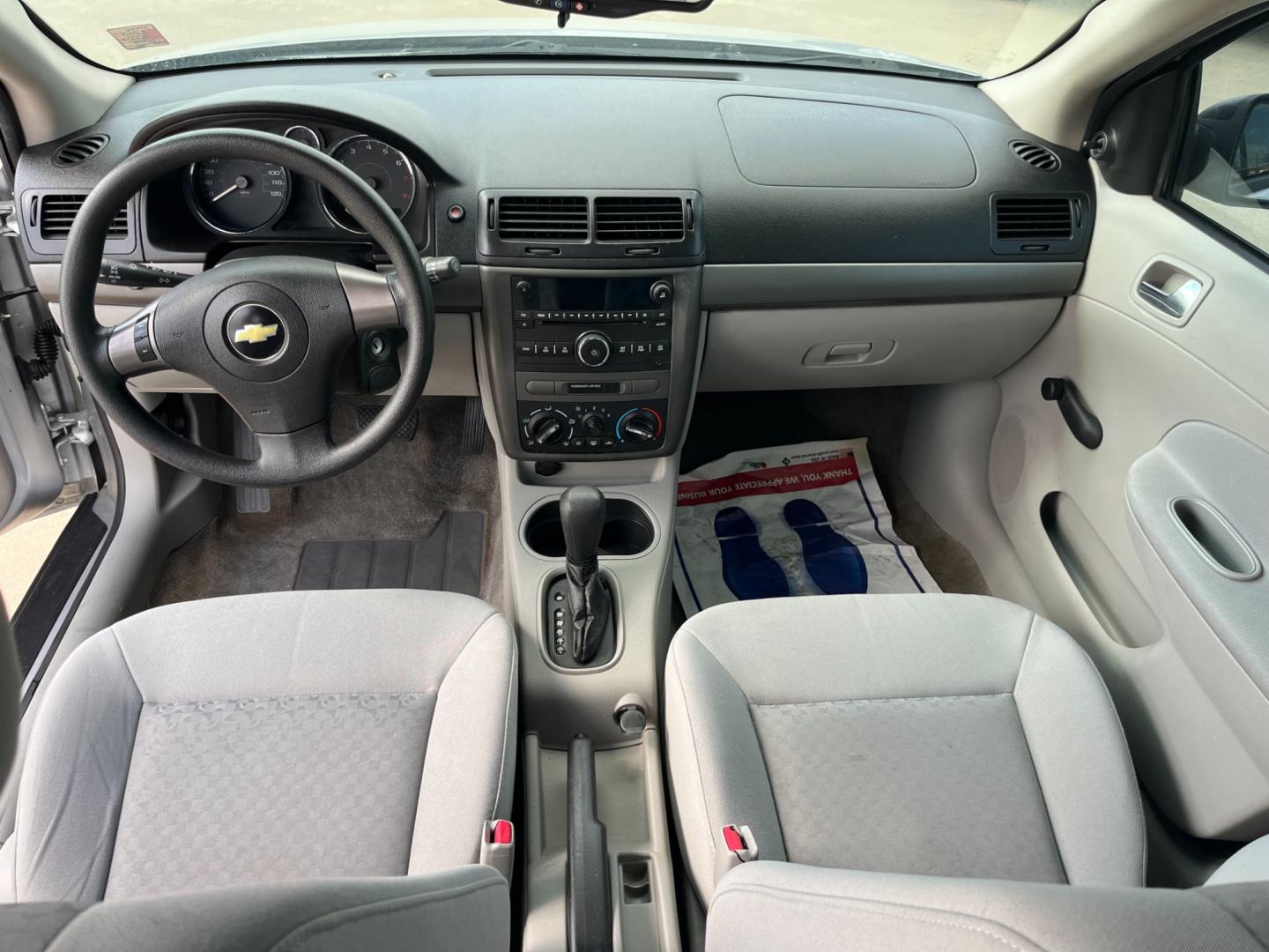 2009 SILVER /black Chevrolet Cobalt LS Sedan (1G1AS58H697) with an 2.2L L4 DOHC 16V engine, 4-Speed Automatic Overdrive transmission, located at 14700 Tomball Parkway 249, Houston, TX, 77086, (281) 444-2200, 29.928619, -95.504074 - Photo#10